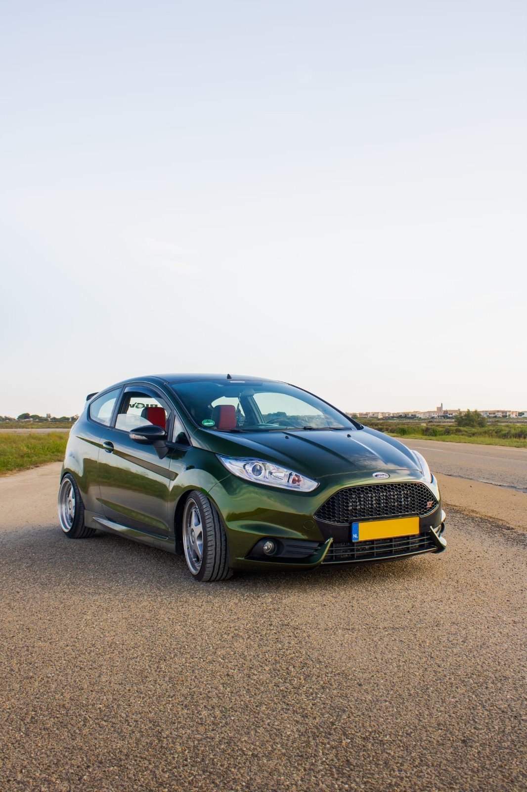 APA JP/999.43 – Gloss Metallic Billionaire Green – Vinyles Covering Brillants APA® voiture