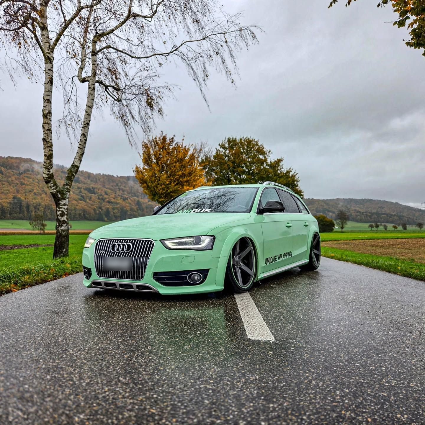 Réalisation en covering APA Gloss Wasabi sur Audi A4 (photo publiée par APA)