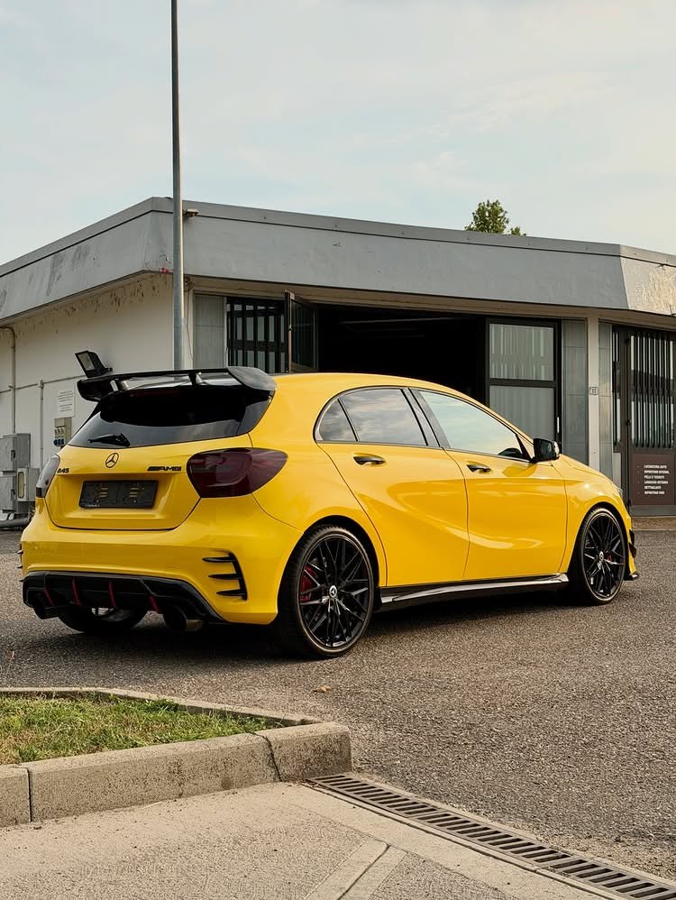 APA JP/R95 – Gloss Yellow – Vinyles Covering Brillants APA® voiture