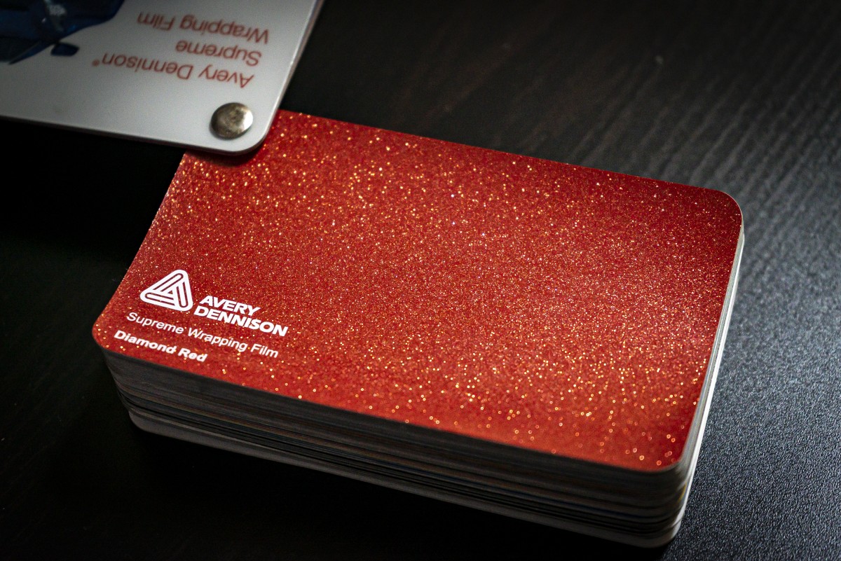 Avery SWF – Rouge Diamant – Vinyles Covering Brillants Avery Dennison® SWF voiture