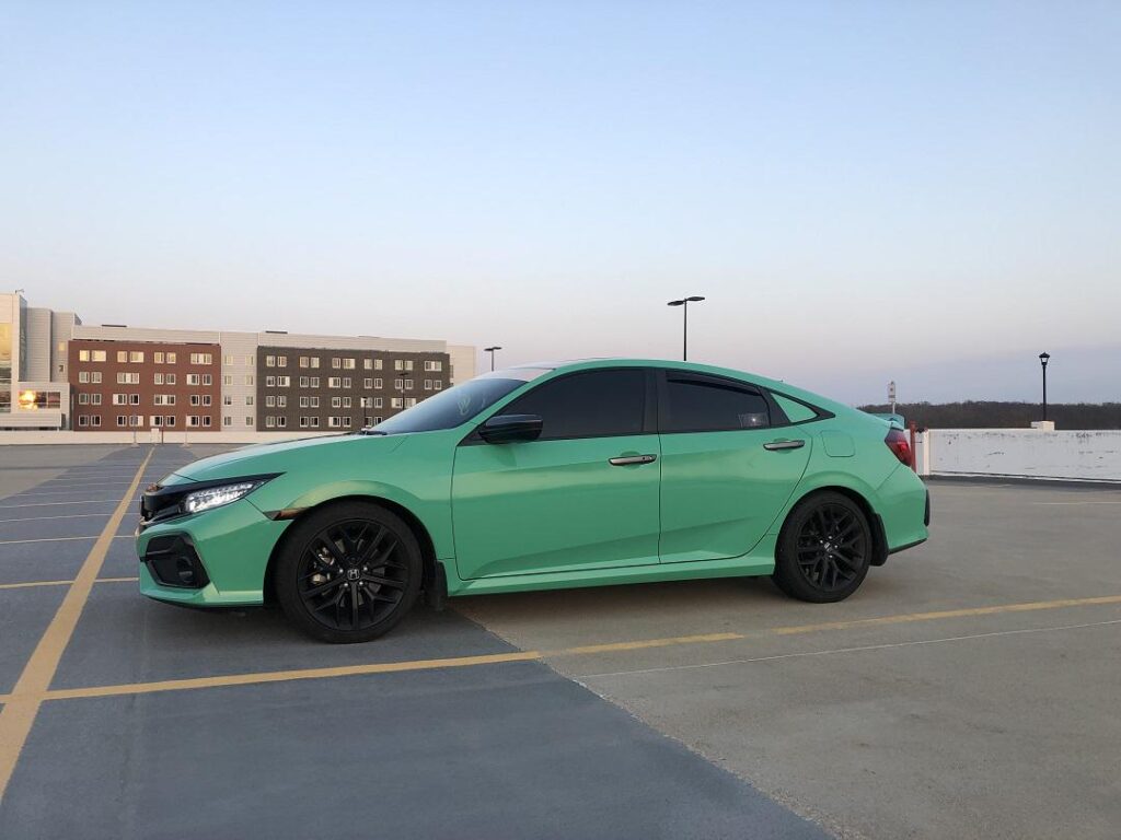 Avery SWF – Vert Emerald Brillant – Vinyles Covering Brillants Avery Dennison® SWF voiture