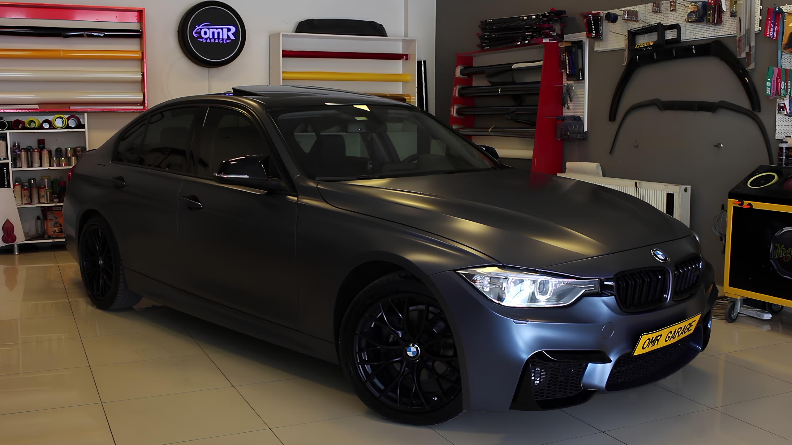 Avery SWF – Graphite Métallisé Satiné – Vinyles Covering Satinés Avery Dennison® SWF voiture