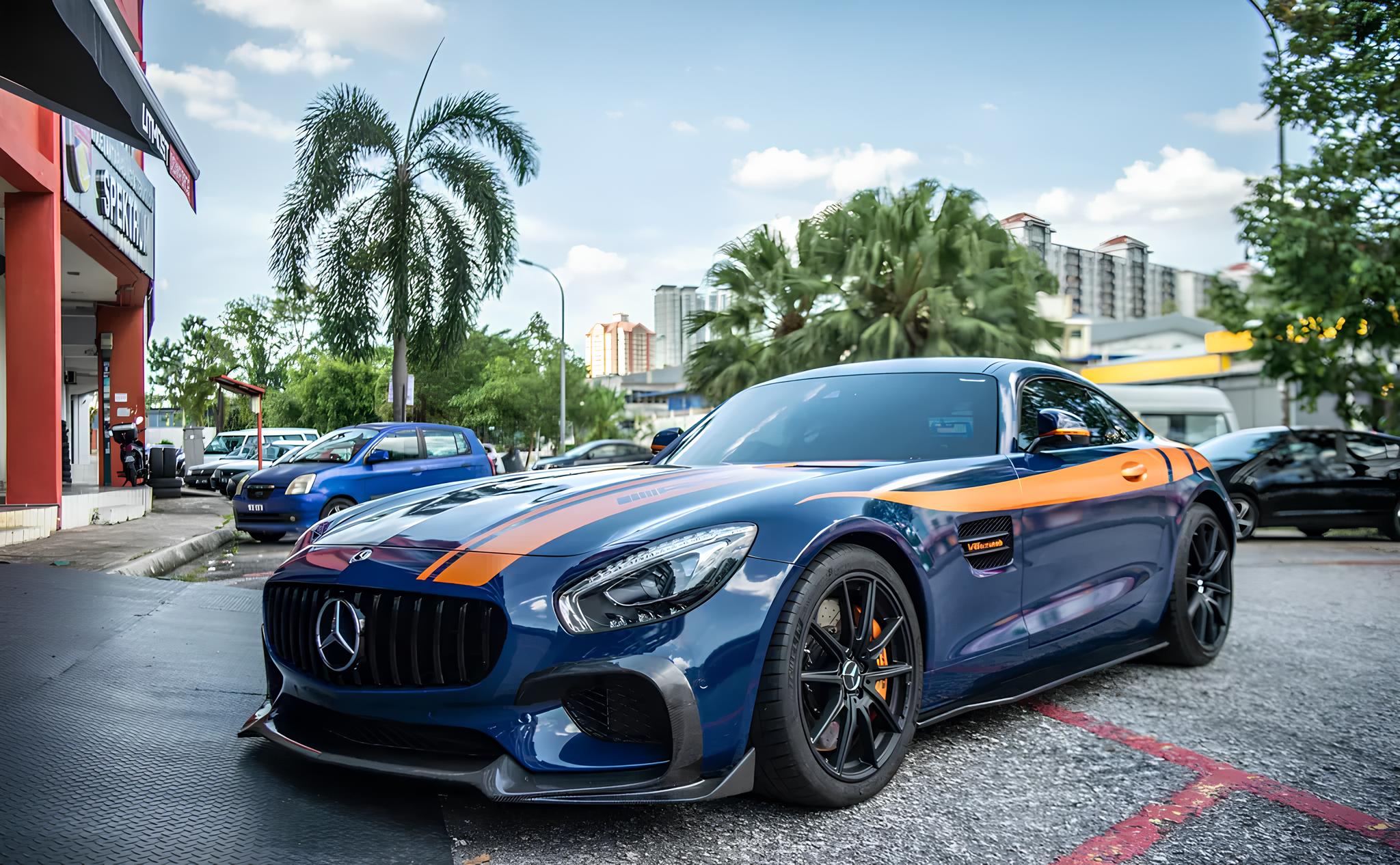 Avery SWF – Bleu Indigo Brillant – Vinyles Covering Brillants Avery Dennison® SWF voiture