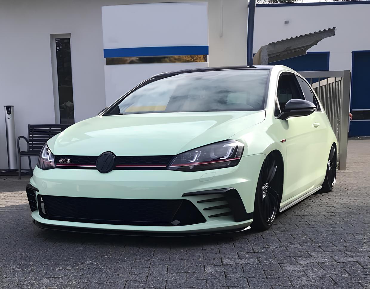 Avery SWF – Pistachio Brillant – Vinyles Covering Brillants Avery Dennison® SWF voiture